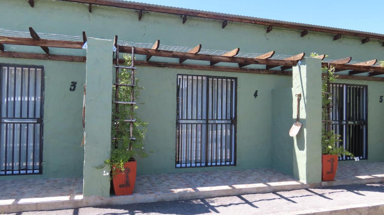Die Windpomp Gastehuis Beaufort West Exteriér fotografie